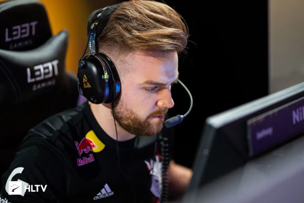 LCK皇帝！Faker第十四次率T1打进LCK决赛，此前八次夺冠