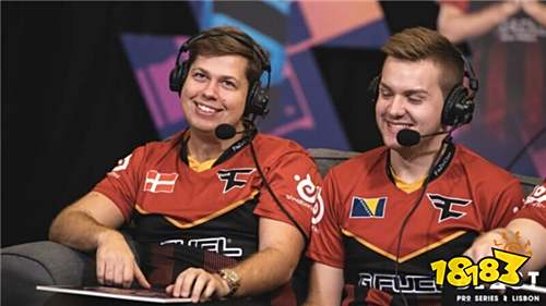 YSKM ：感觉EDG的其他路没有我们队友厉害